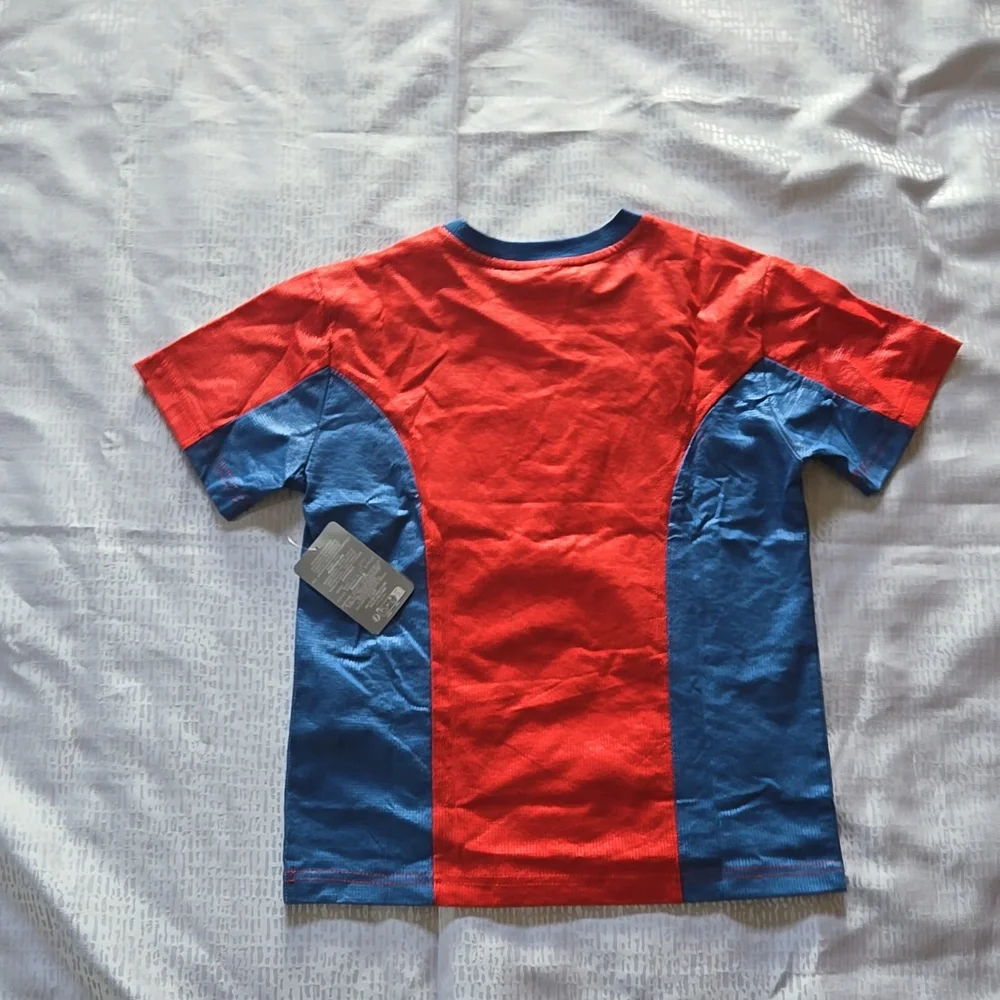 DISNEY'S MARVEL Spider-Man shirt - Picture 3 of 3